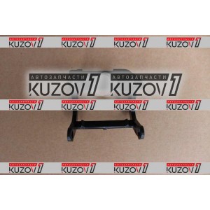 Кронштейн форсунки омывателя (левая) Кронштейн форсунки омывателя (левая)